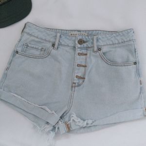 Bullhead high-rise shorts